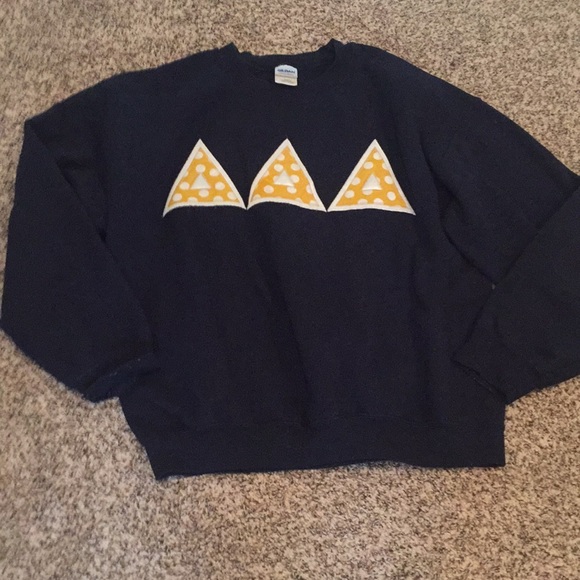 Tops - Tri Delta Navy sweatshirt